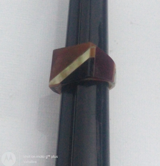 VINTAGE Gold Leaf Accented Carved Color Block Ring - Picture 7 of 8